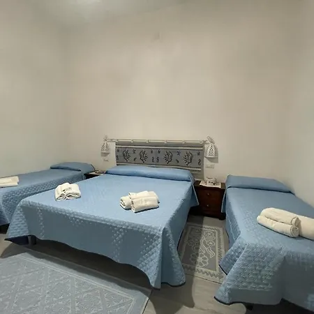 With Port View Πανσιόν