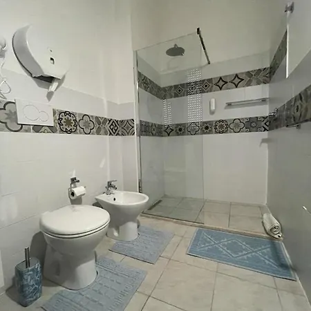 With Port View Κάλιαρι