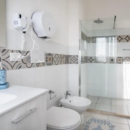 With Port View 3* Κάλιαρι