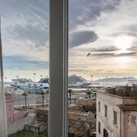 Pensjonat With Port View Cagliari